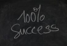 Z czym kojarzy się kariera?